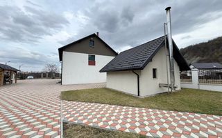 Vila de Lux la 13 km de Onesti - Poză 30