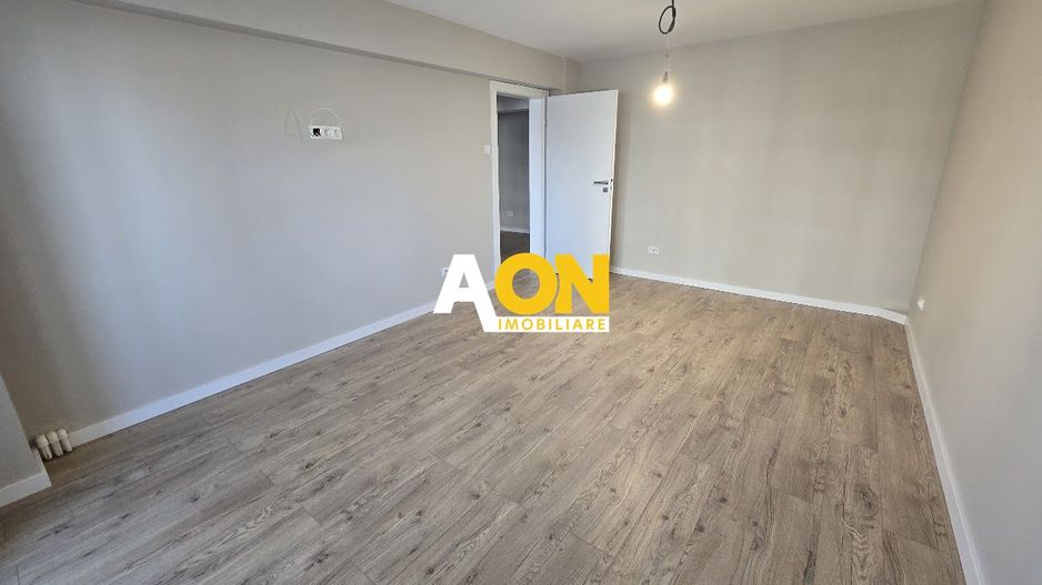 Apartament 3 Camere,  2 Bai, Etaj 1, Complet Renovat, Cetate - Poză 1