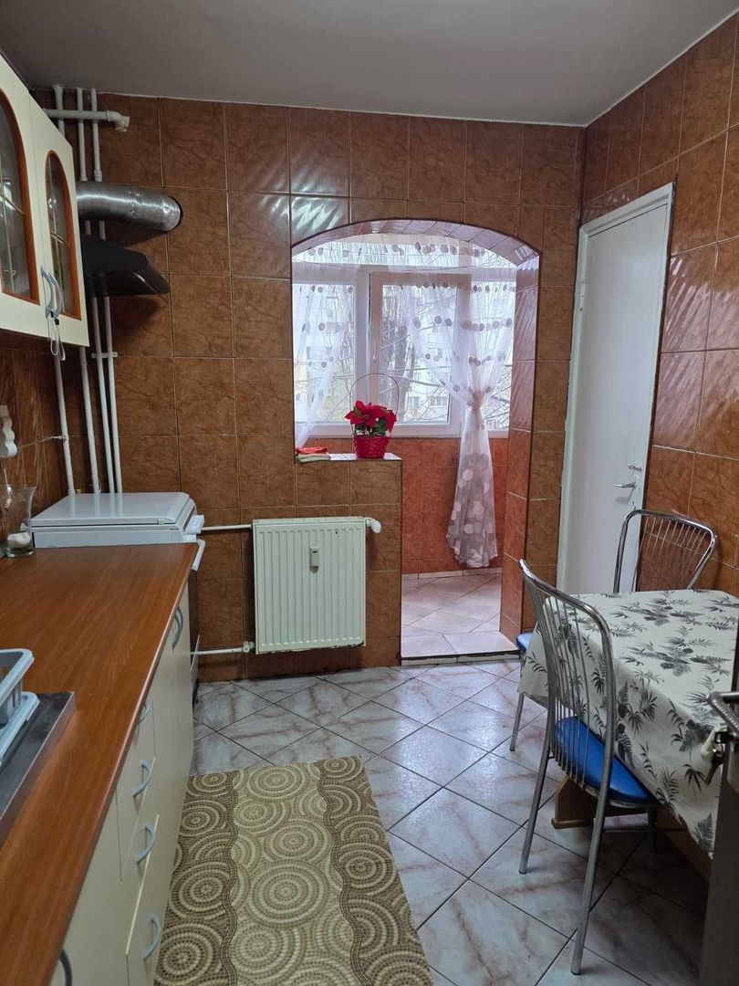 2 camere decomandat, etaj 3, mobilat, aproape metrou si Penny - Poză 5