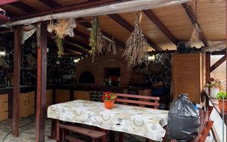 Casă de  vânzare cu vedere panoramică - Poză 21