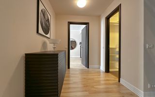 Luxury 4-Bedroom Triplex with Floating Terrace & Panoramic Views - Poză 14