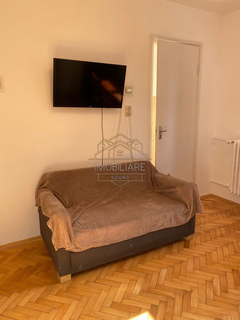 Apartament de închiriat zona Strada Aron Pumnul, 2 camere - Poză 4