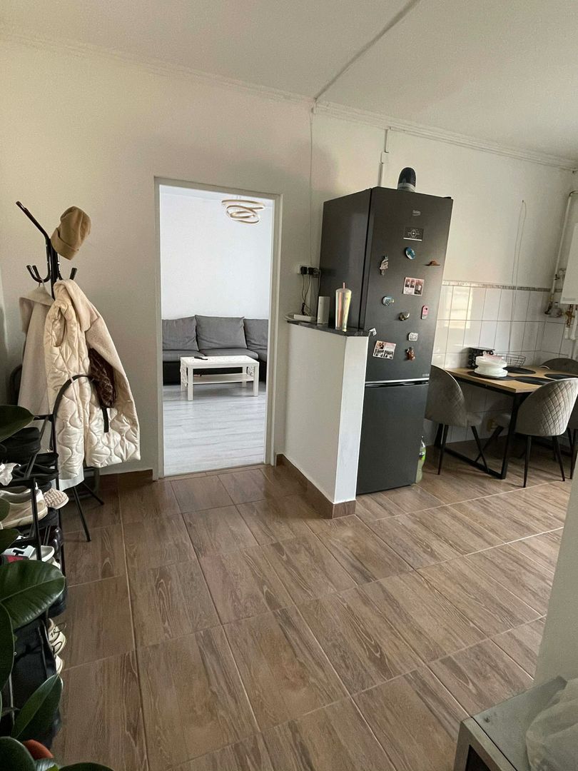 BRASADAS vinde ap 2 cam 51mp etaj 4/4 zona ULTRACENTRALA. - Poză 5