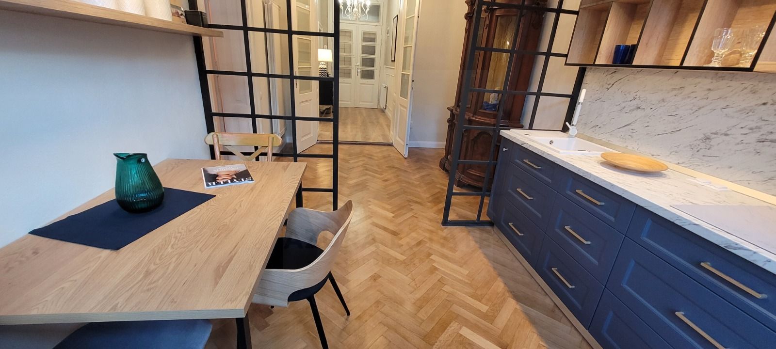 Apartament 2 camere 72 mp utili parter inalt parcare Centrul Istoric - Poză 4