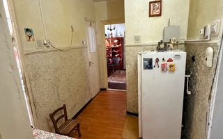 🏡 De vanzare 3 camere, Micro 19, 45.000 € - Poză 9