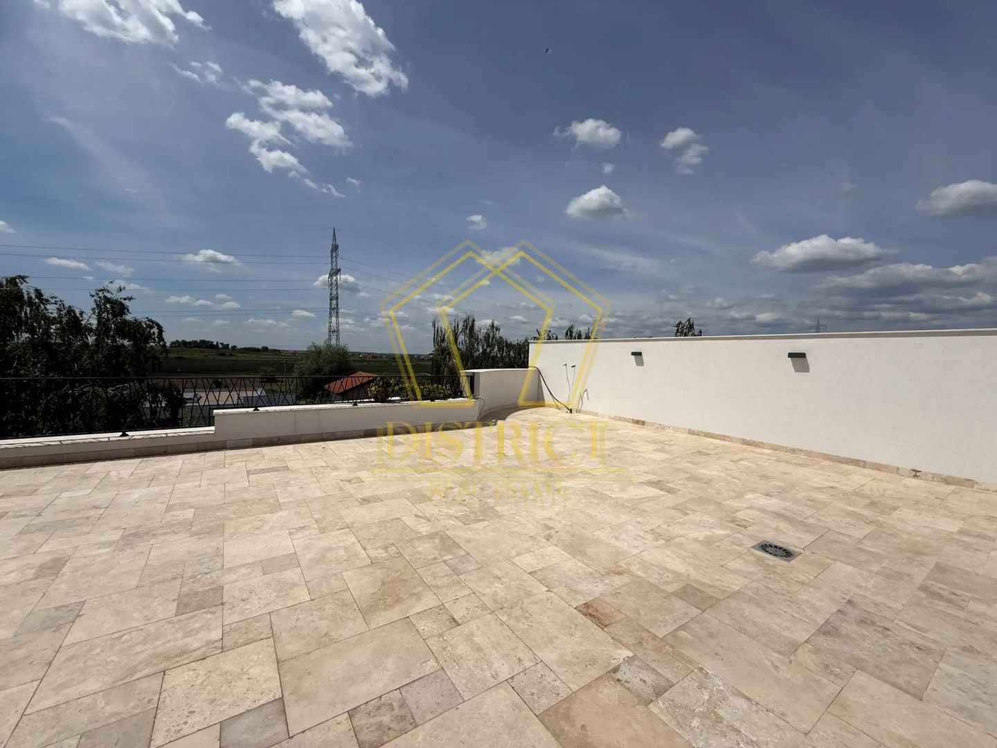 Casa individuală impresionant cu 4 camere si 5 bai | Mosnita Noua - Poză 11