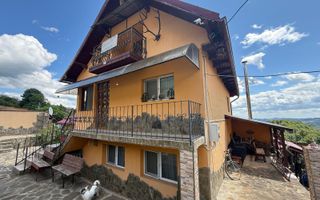 Vila S+P+1,+ garaj inchis + terasa si teren intravilan 6300 mp - Poză 2