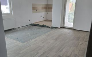 Apartament de vanzare - Poză 1