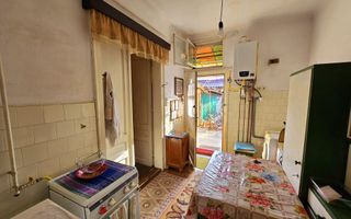 Apartament la casa cu doua camere/ zona Alfa. - Poză 8