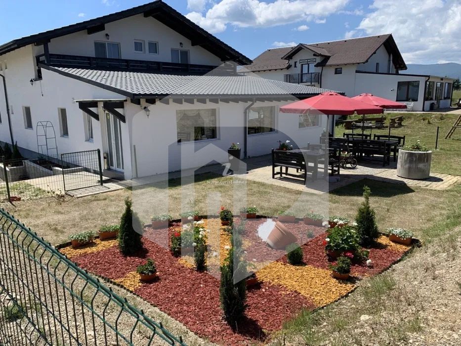 Pensiune de vanzare | Paltinis | 330mpu | 8 Camere | Functionala 100% - Poză 1