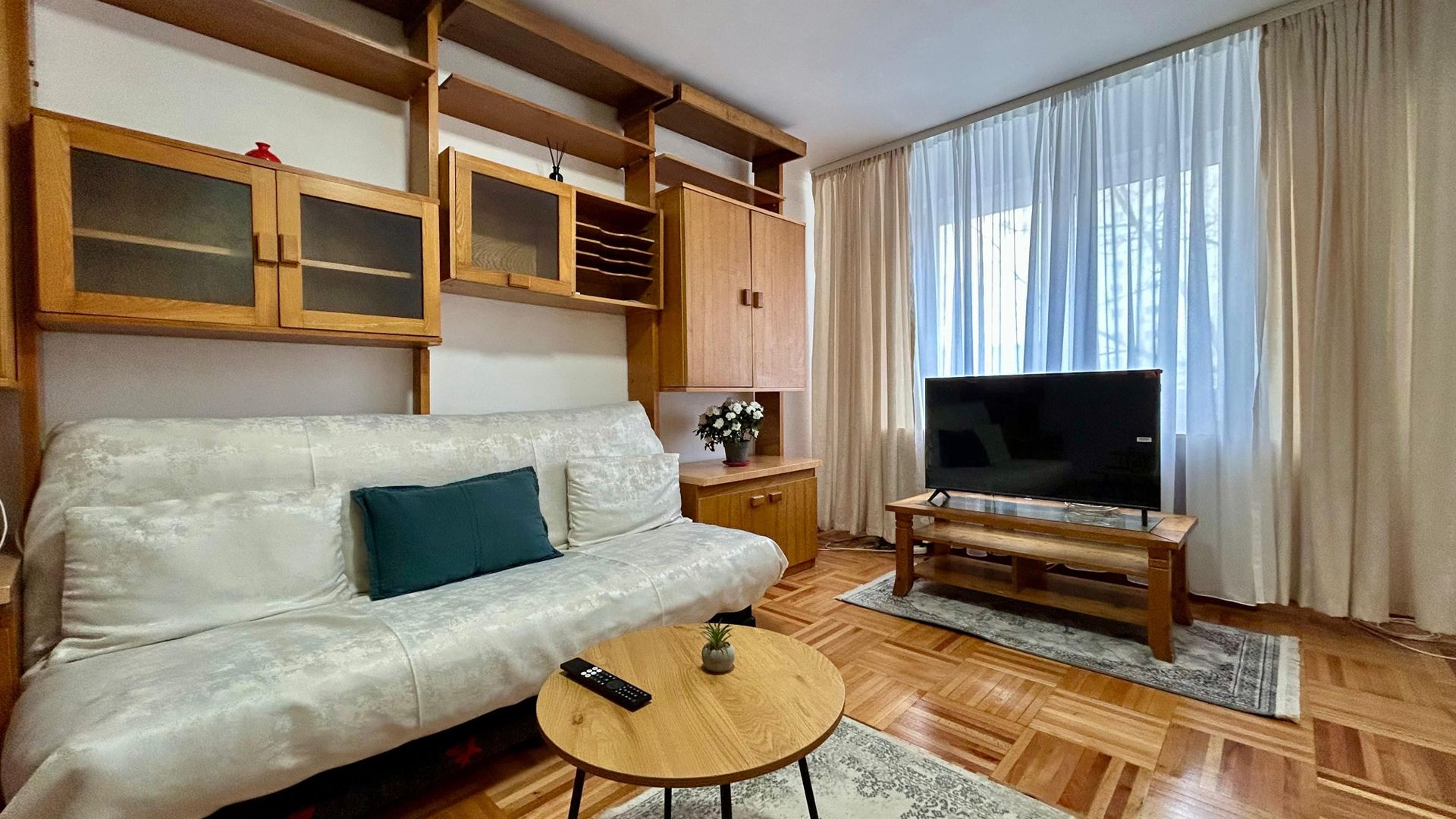 AP. 2 CAMERE DRISTOR,BLOC REABILITAT, BUCATARIE INCHISA, MODERN - Poză 1