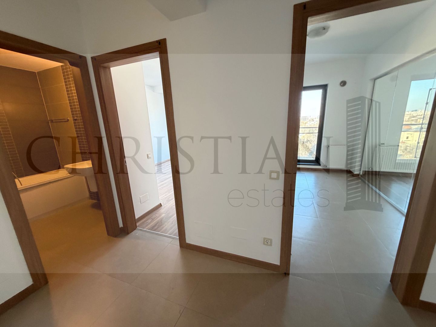 Birou 3 camere NEMOBILAT - Regie - 20th Residence - Parcare - Poză 5
