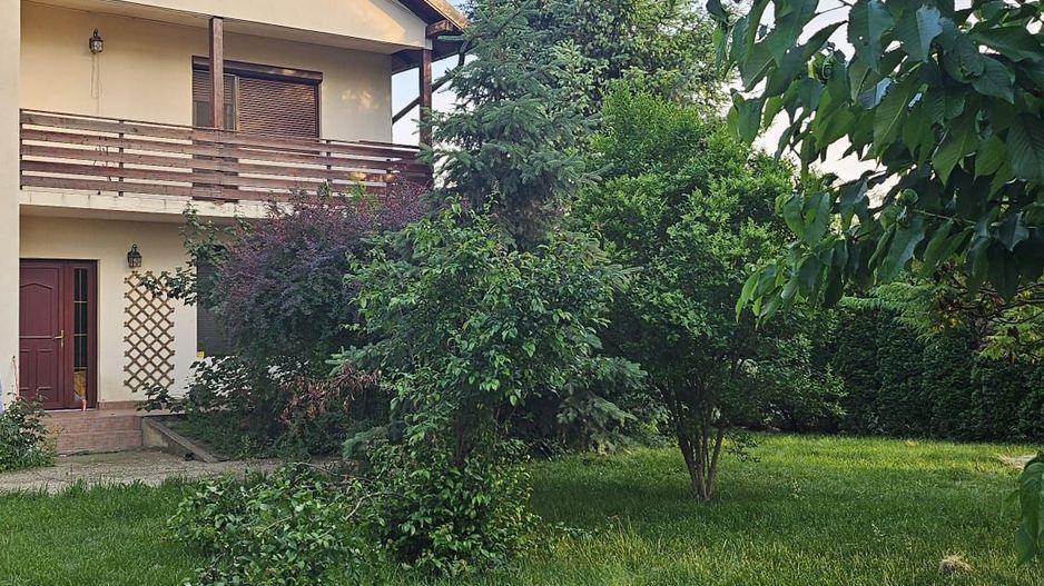 Vila 8 camere Dascalu - Poză 3