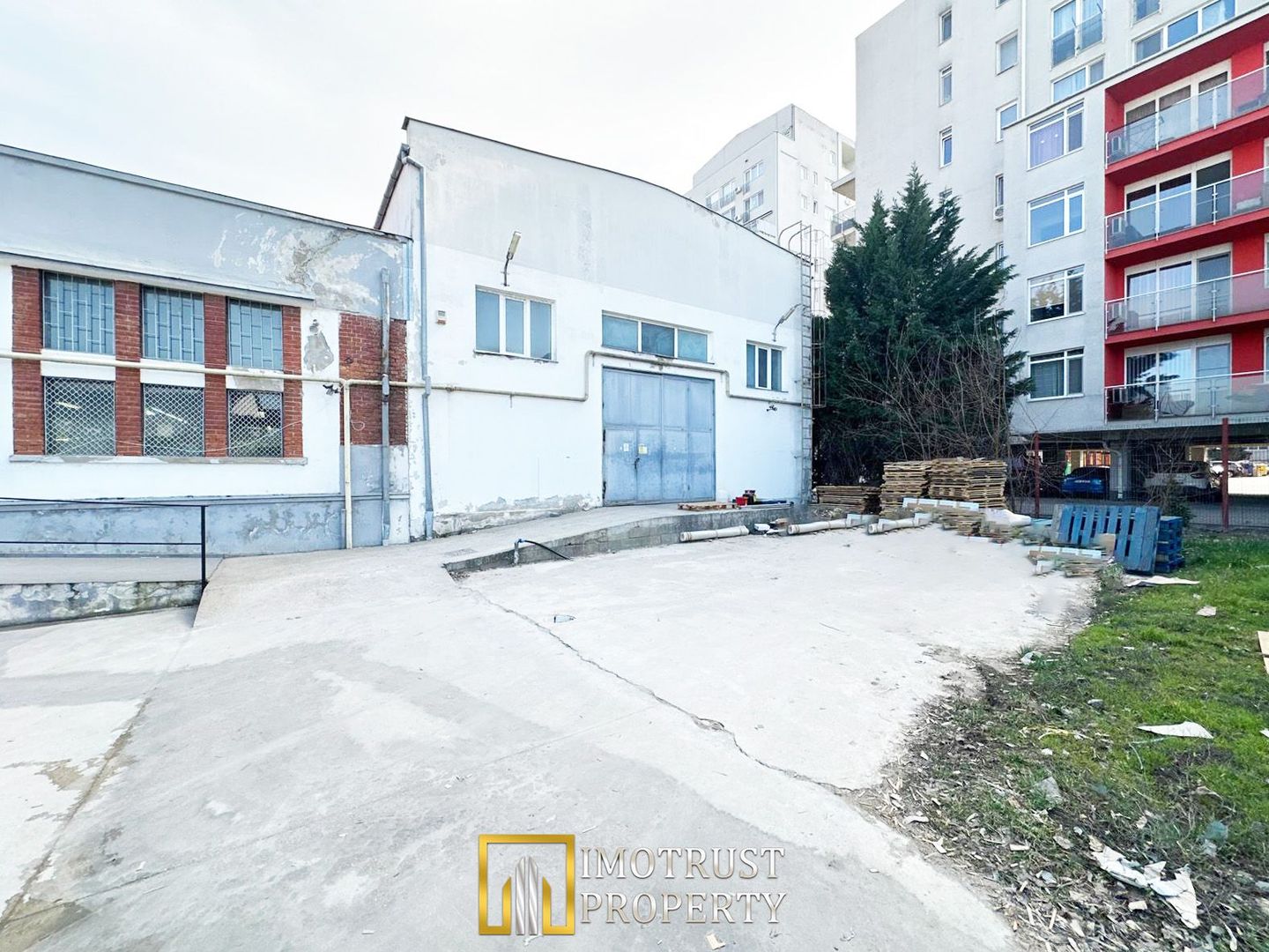 Hală industrială de închiriat 674 mp, 7 m înălțime – Arad centru - Poză 11