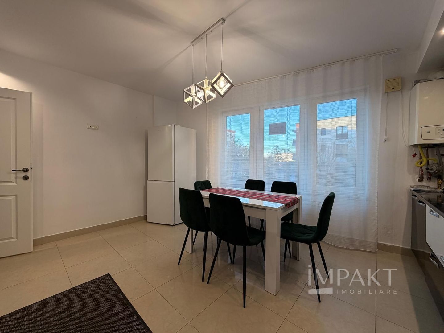 Apartament spațios cu 3 camere și 2 parcări subterane, în Gheorgheni - Poză 13