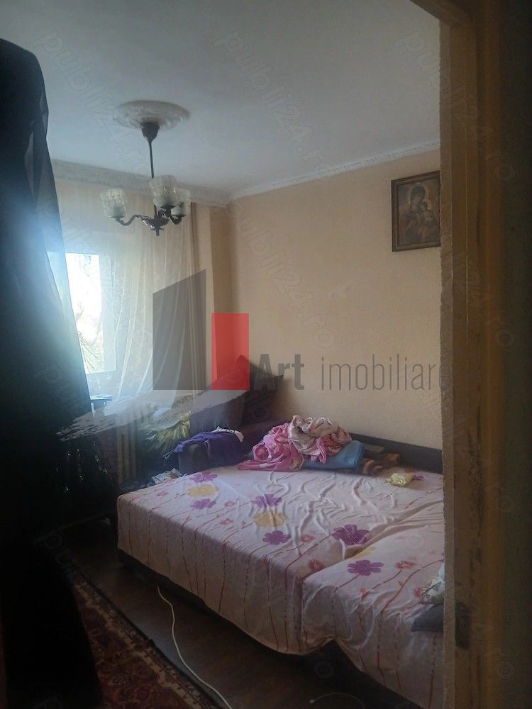 APARTAMENT 2 CAMERE BARCA - Poză 4