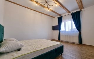 Casă individuală complet renovată, situată în centrul istoric al Brașo - Poză 14