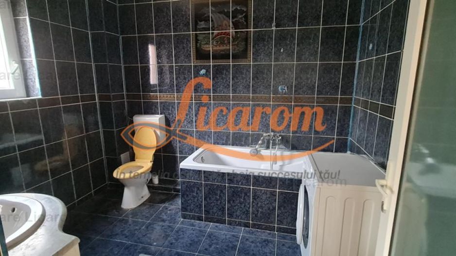 Casa individuala cu 2 apartamente, 6 camere,teren 403 mp,ASTRA. - Poză 6