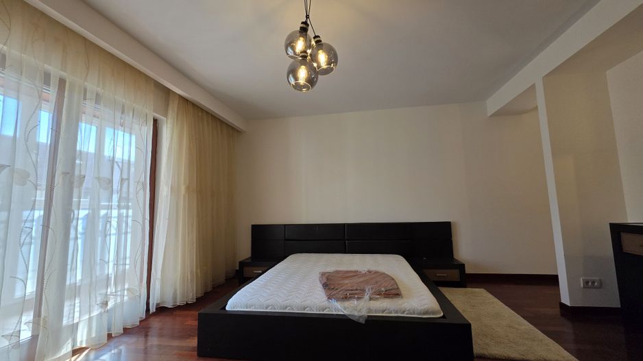 Vilă 5 camere de închiriat | American Village – Pipera - Poză 14