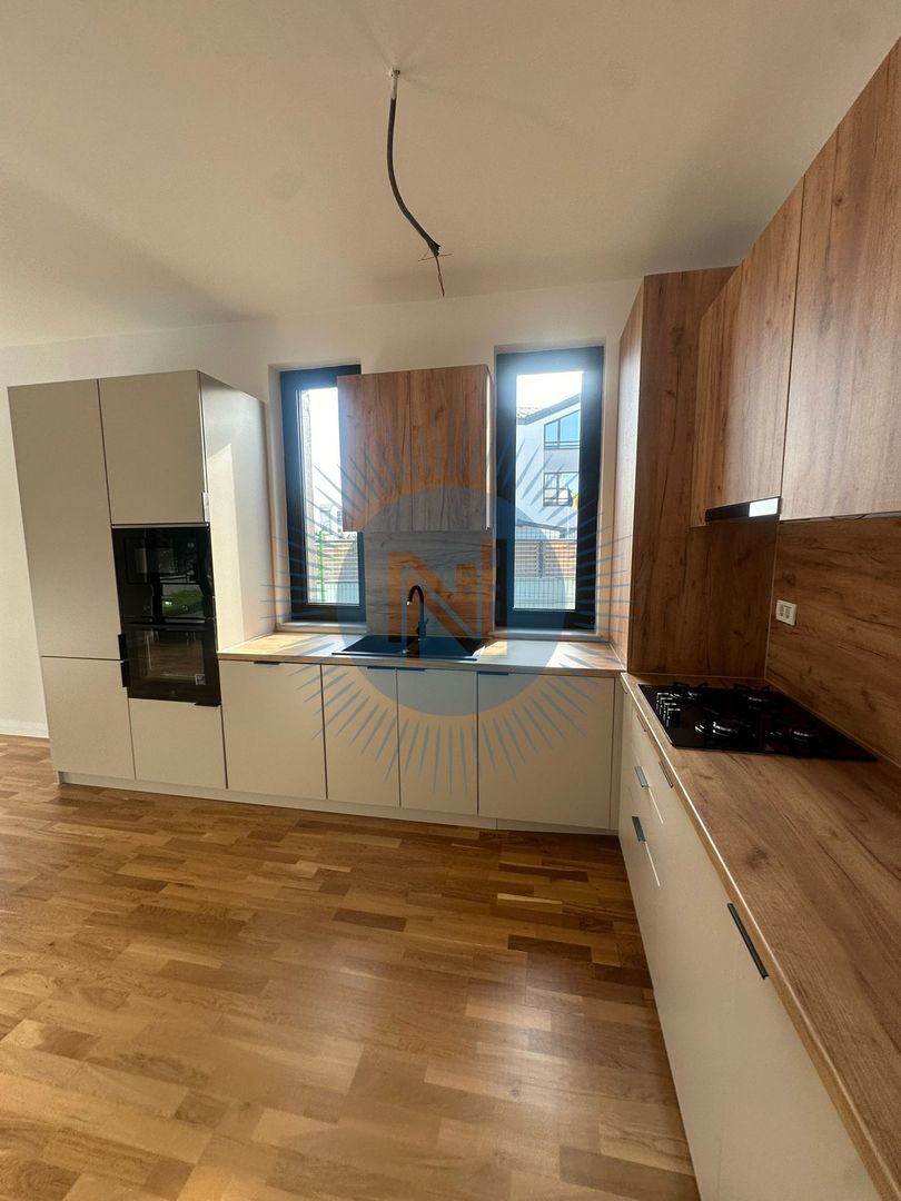 Vila cu 5 camere cu piscina proprie - scoala Americana - Poză 4