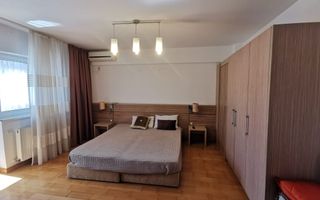 Garsoniera spatioasa mobilata si utilata ideala pt investitie - Poză 12