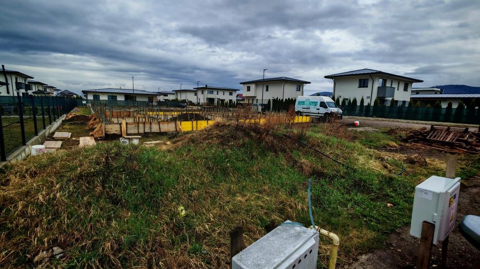 DIFERIT Haus ,Cristian,500 mp cu autorizatie,CASA IN CURS DE EXECUTIE - Poză 17