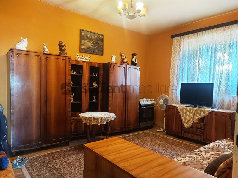 Teren de vanzare str.Colinelor cu casa demolabila - Poză 7