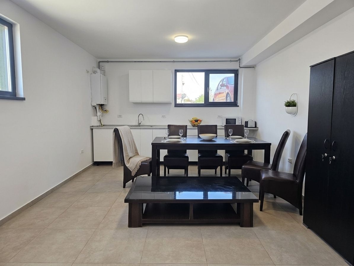 Apartament cu 2 camere de vanzare Ovidiu Constanta parcare inclusa - Poză 2