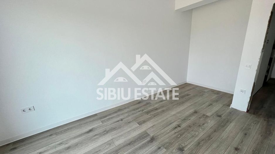Apartament modern cu 2 camere,intabulat, parcare,boxa și balcon - Poză 4
