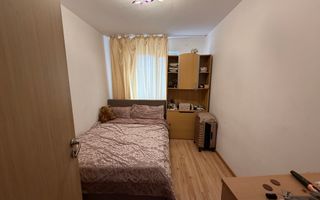 3 camere semidecomandate, et 3/4 - 115 000 Euro - Poză 1
