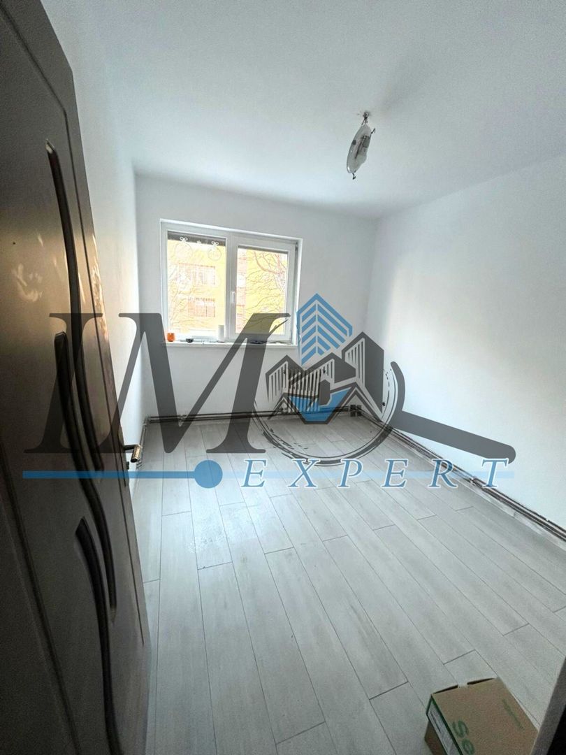 Apartament de vanzare Cugir jud Alba - Poză 1