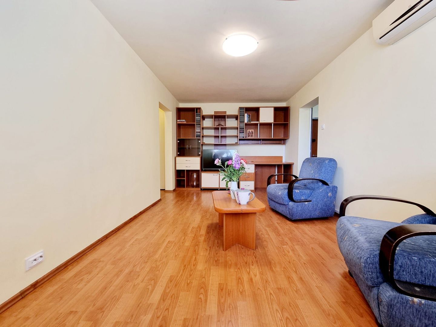 Apartament 2 camere Hanul Drumetului Bd 1 Mai Drumul Taberei - Poză 3