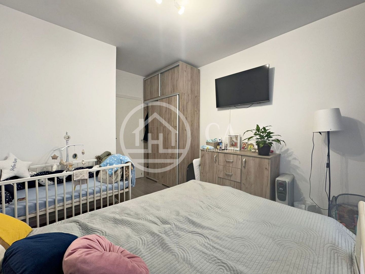 Apartament de vânzare cu 3 camere în Prima Universității, Oradea - Poză 4