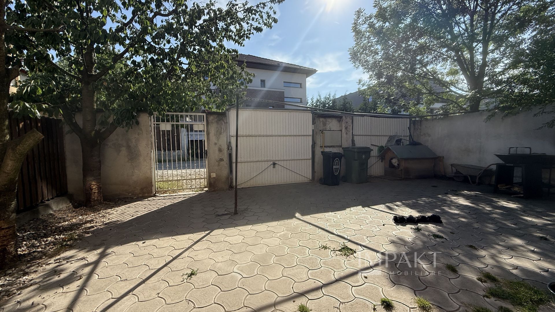 Casa insiruita D+P+E+P langa Grand Hotel Italia - Poză 13