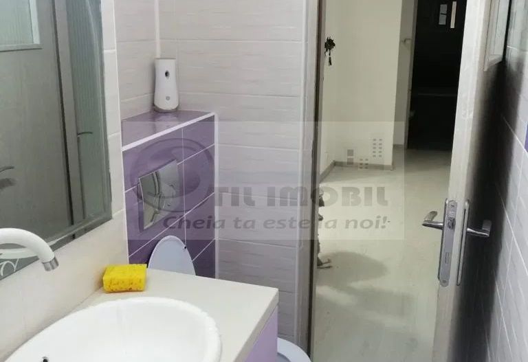 Ap 4 camere, decomandat ,Bld. Poitiers – 135000 EURO NEGOCIABIL - Poză 7