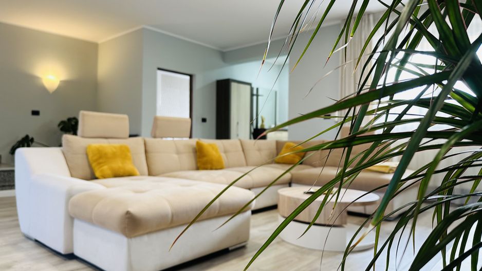 Oferta Inchiriata - Casa Segmentul Premium, 180 mp | Garaj&Gradina | Fropin - Poză 1