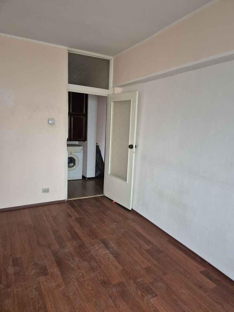 Apartament 2 camere decomandat, central - Poză 7