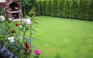 Casa individuala, ideala pentru o familie - Poză 1