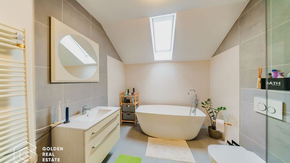 Vila 5 camere, gata de mutare, teren 700 mp, strada privata- Gradiste - Poză 15