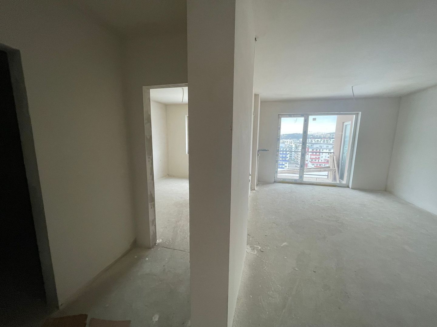 Apartament 3 Camere De Vanzare | Semifinisat | Vivo | Avram Iancu - Poză 1
