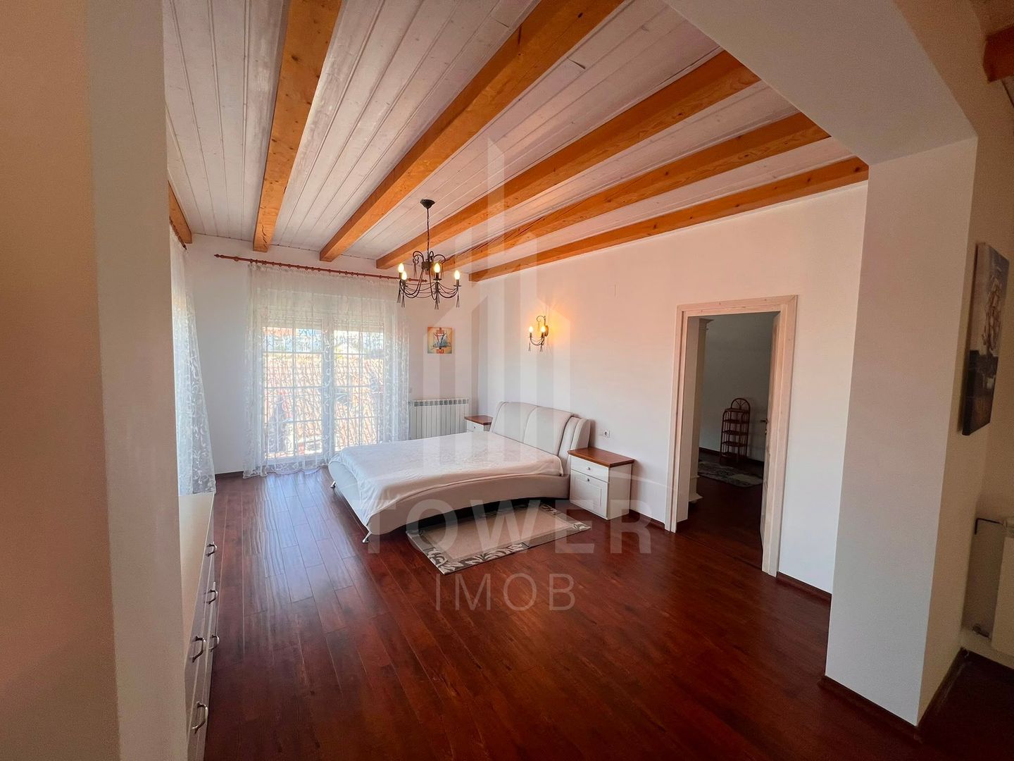 Penthouse de 200 mp+ terasa, in zona Calea Dumbravii - Poză 6