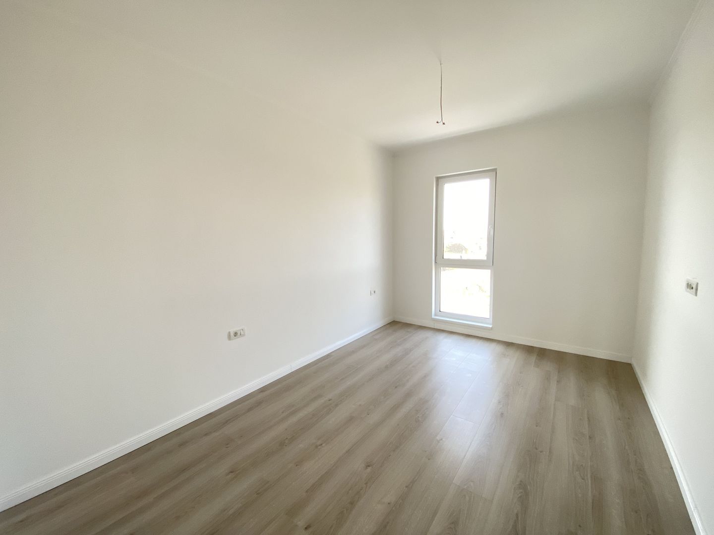 COMISION 0%, DUPLEX 4 Camere, PANOURI SOLARE, 108 MP, SĂCĂLAZ, Centru - Poză 15