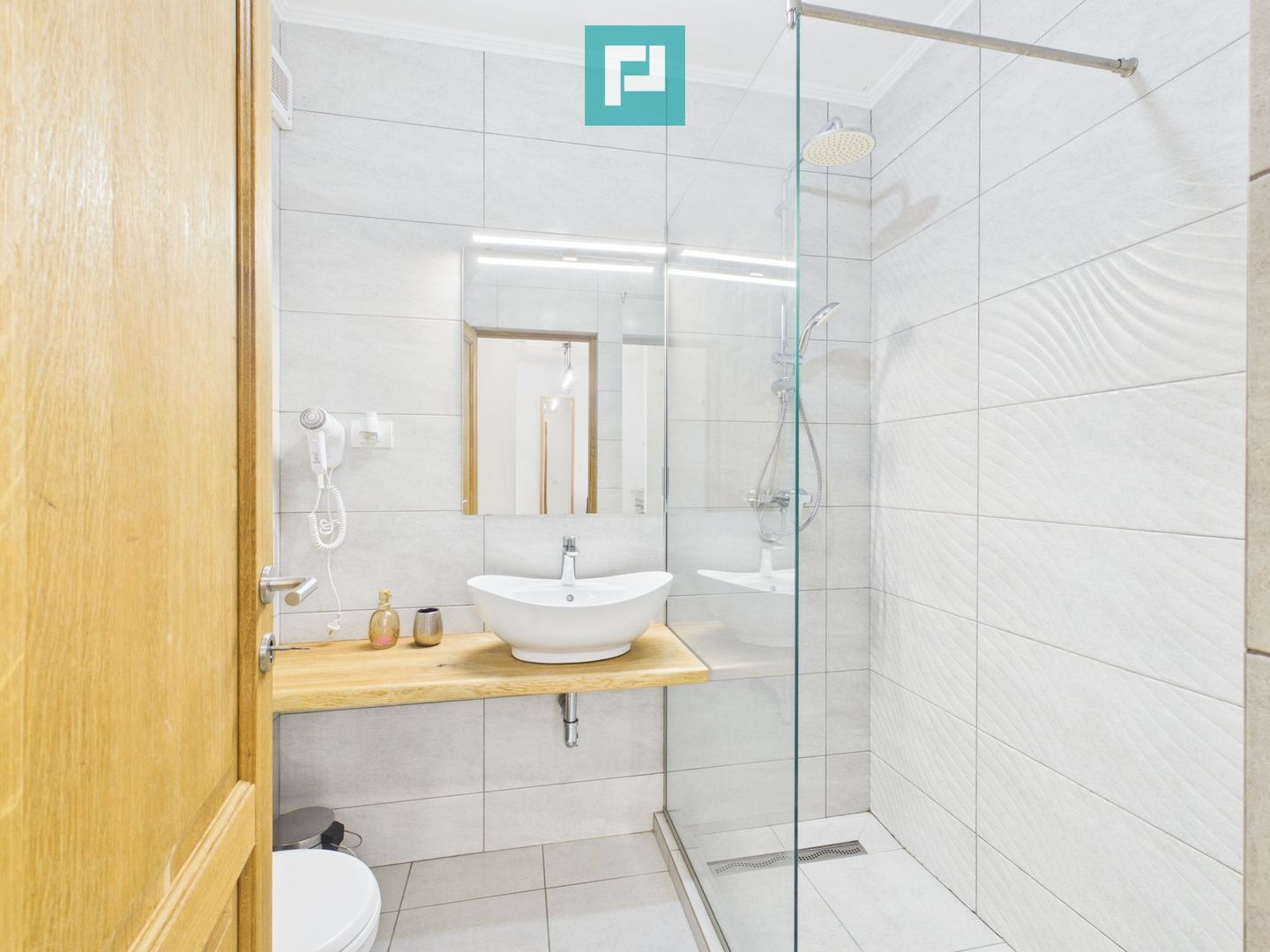 Apartament Premium Ceyrat, Parcare Inclusă - Poză 9