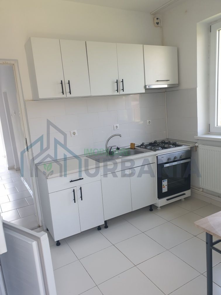 Casă de închiriat, 2 dormitoare, mobilată, curată, curte mică, zonă liniștită, aproape de centru, Iași - Poză 9