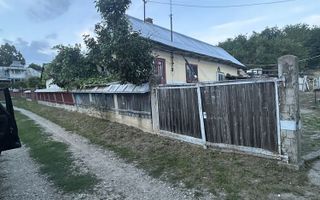 Casă de vânzare în Miroslovești, 2 camere, teren 1000 mp - Poză 2