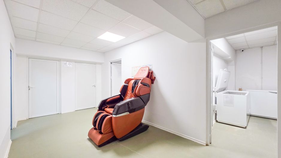 Spațiu industrial–afacere catering la cheie, teren&hală 750 mp S+P+1E - Poză 17