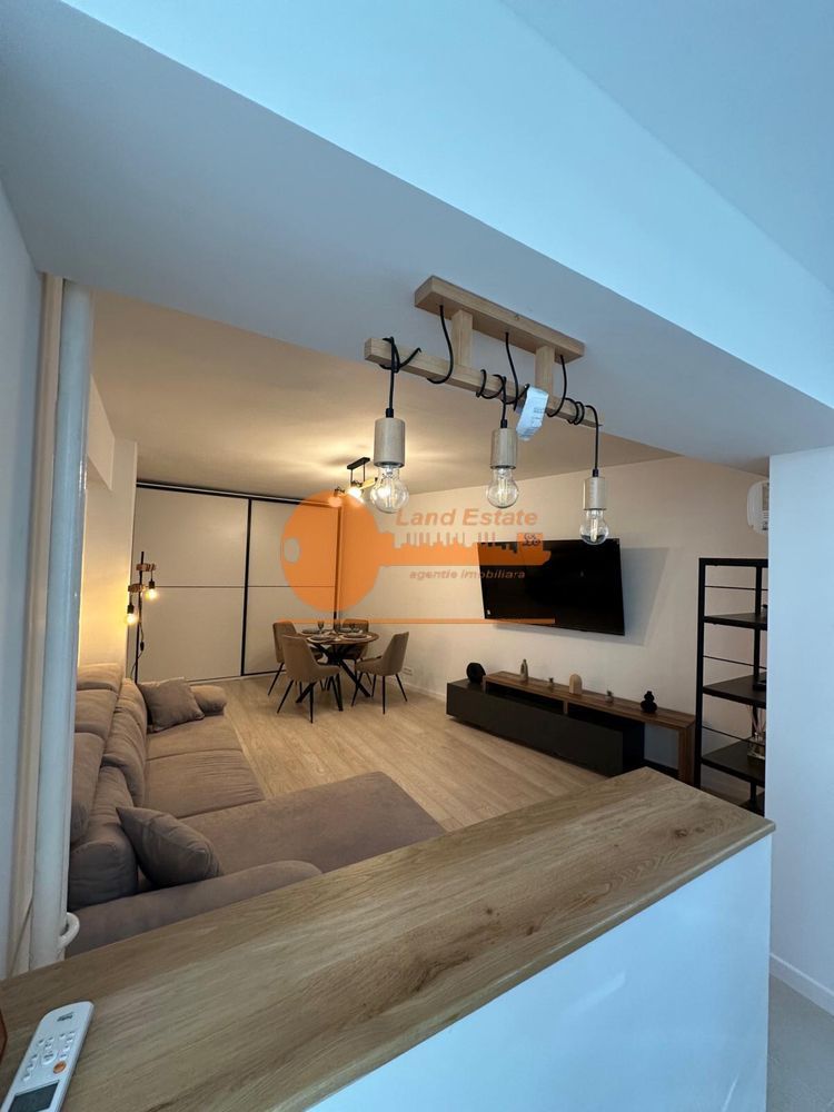 Apartament 2 camere – Piața Victoriei – Prima închiriere după renovare - Poză 2