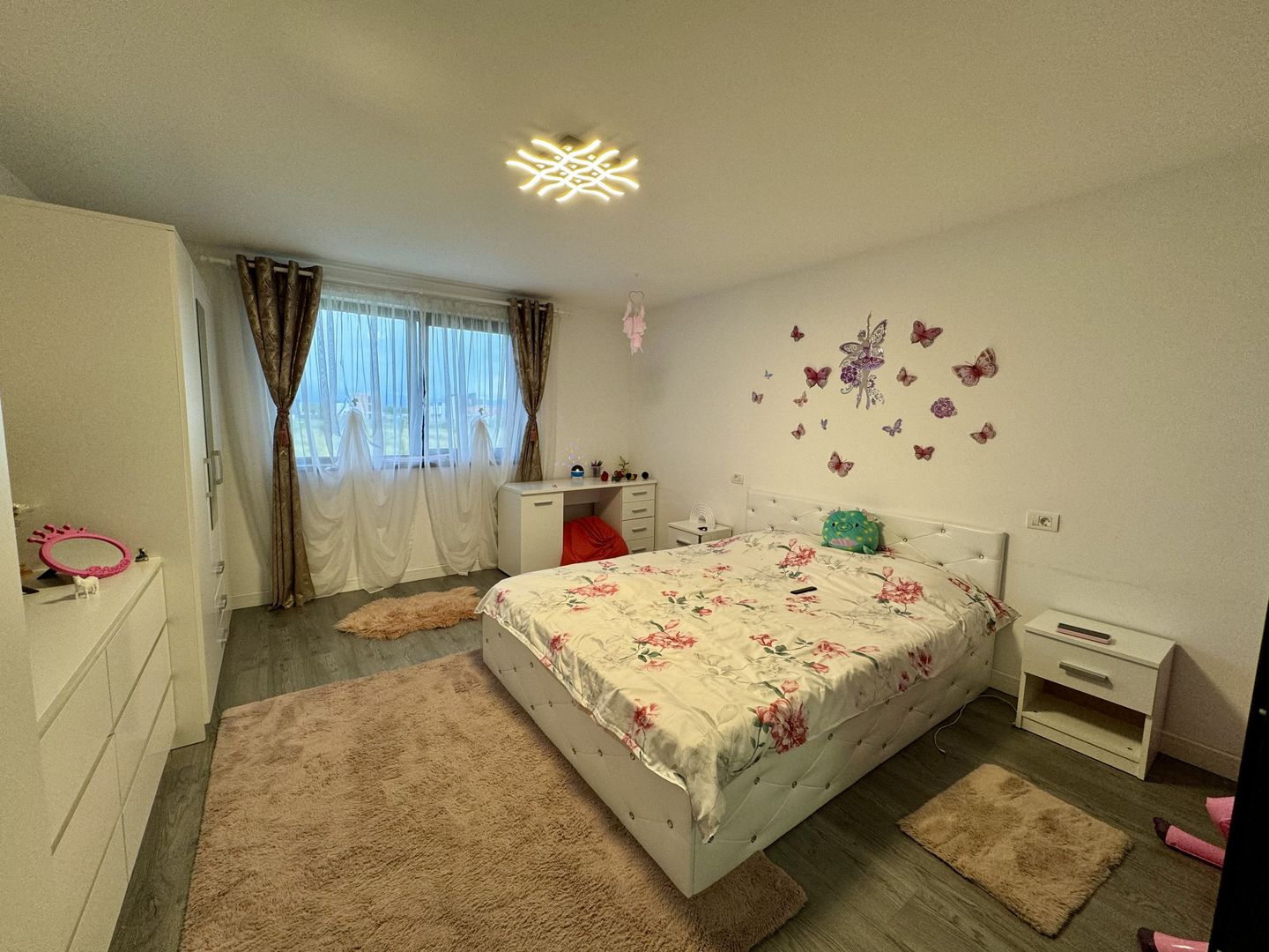 Casă Spațioasă de Vânzare în Ghimbav | Două Apartamente | Teren 579 mp - Poză 11
