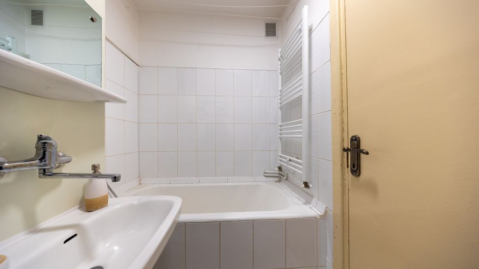 REZERVATA! Garsoniera 30 mp utili-Astra - Poză 15