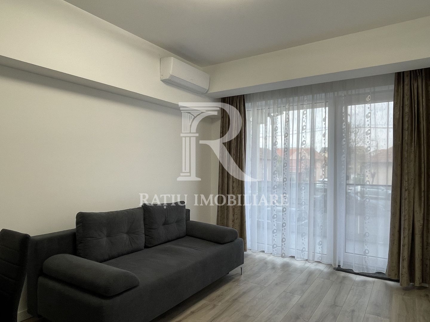 Apartament cu 2 camere | Parcare | Prima Arena | Oradea - Poză 3